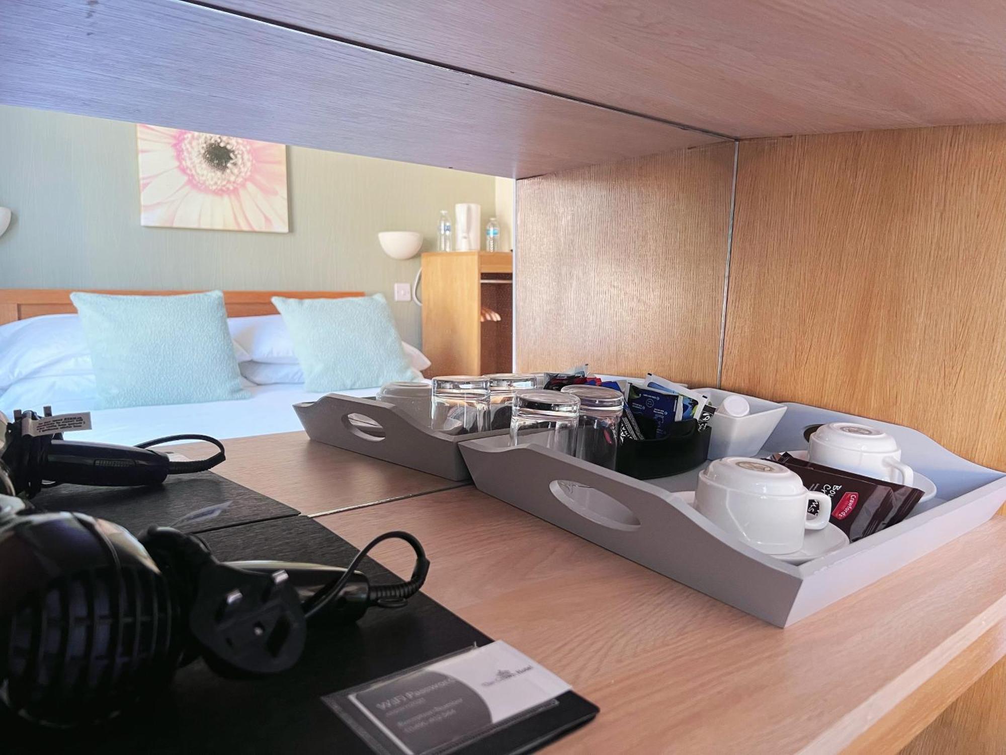 The Crown Hotel คอร์เวน ภายนอก รูปภาพ